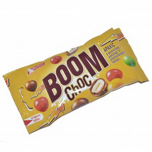4820005195886 - Драже BOOM арахіс в молочному шоколаді та різноколор. глазурі 50гр.