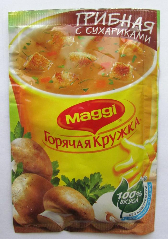 Чашка супа грибной с сухариками