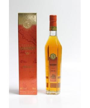 3700485101649 — Коньяк НАХИМОВ КВ/Спесьяль 6 лет в подарочной упаковке (0.500 л.)