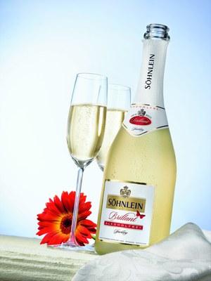 4003310105102 — Вино игристое безалкогольное Sohnlein Brillant Alkoholfrei белое полусладкое 0.75 л 0.5% 