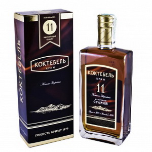 4820008592330 — Коньяк "Коктебель" КС 11лет (коробка) 0.5л