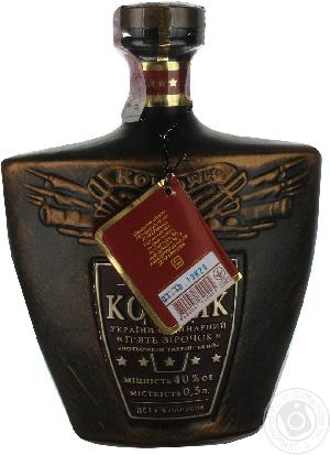 4820047840225 — Коньяк "Дорошенко" 5* керамика, 0.5 л.