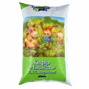4823019200805 — Кефир 2,5% Нежность 1000г Олком