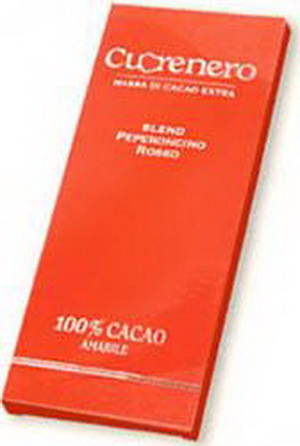 8019552004338 — Горький шоколад с красным перцем Peperoncino rosso blend 100% cacao "Cuorenero", 35г